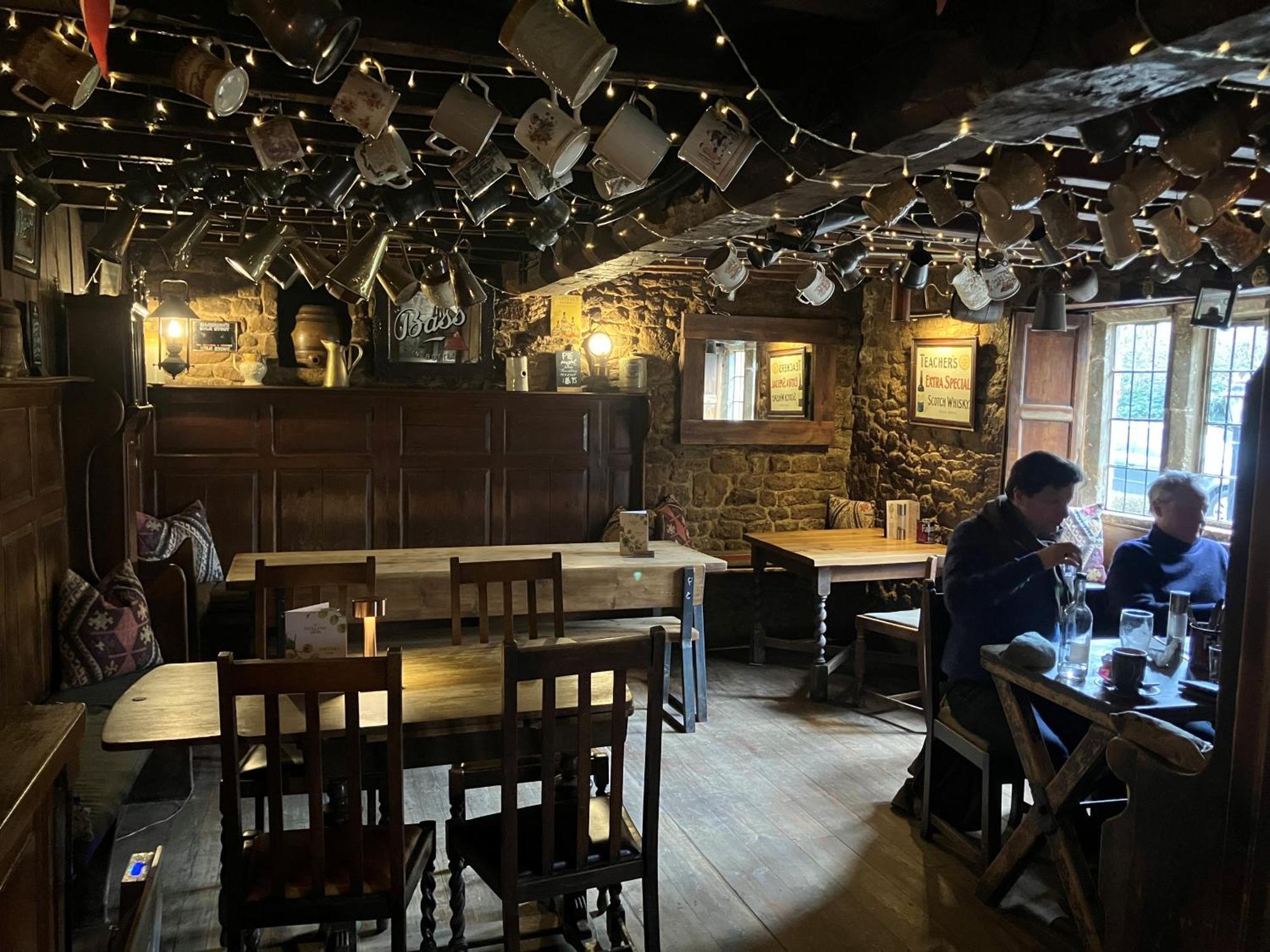 The Falkland Arms ชิปปิงนอร์ตัน ภายนอก รูปภาพ